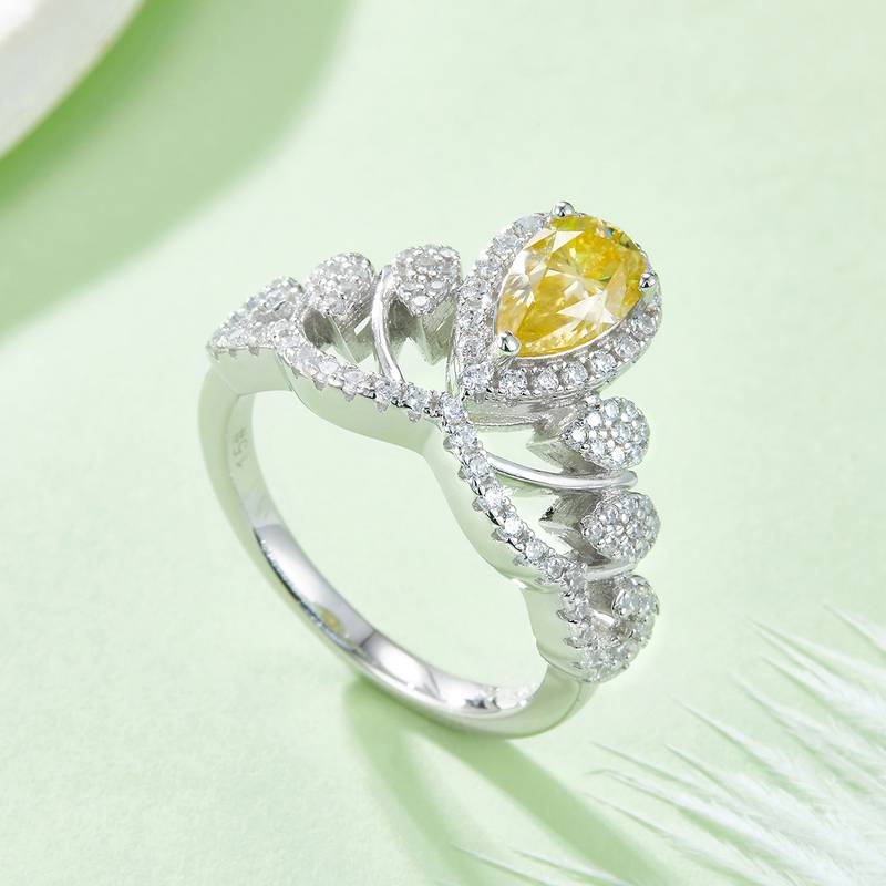 V字皇后水滴S925银镀白金彩色MoissaniteWomen's Ring1ctD级